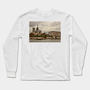 Facing Notre-Dame From Pont De La Tournelle - 1 © Long Sleeve T-Shirt